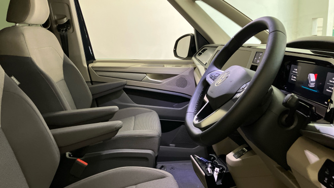 Volkswagen Multivan 2.0 TDI Life 5dr DSG Diesel Estate - Image 15
